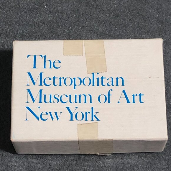 MMA Carriage Wheel brooch METROPOLITAN MUSEUM OF ART pin/Brooch Gold Rare VTG - Picture 12 of 12